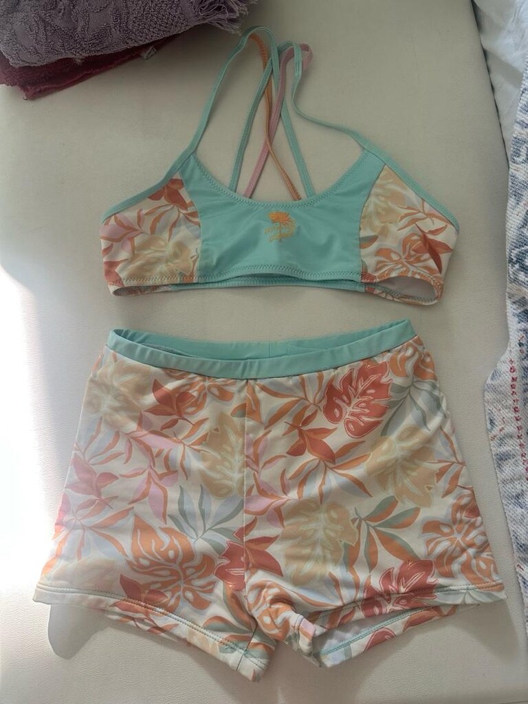 Zara şortlu bikini-mayo