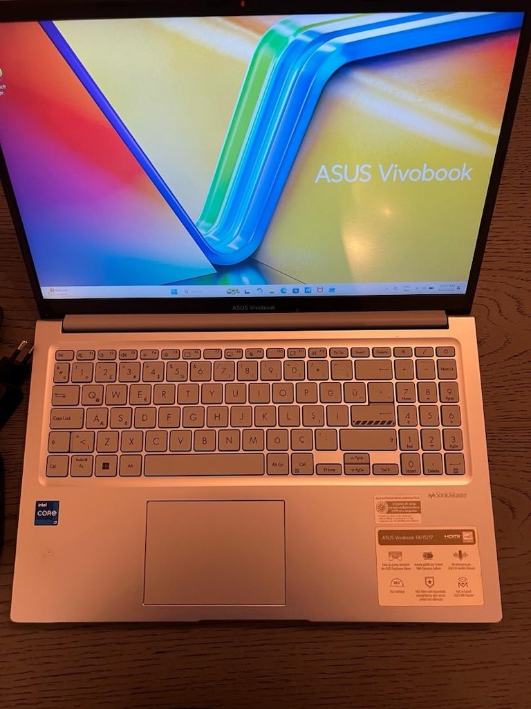 ASUS VİVOBOOK 15 - 3
