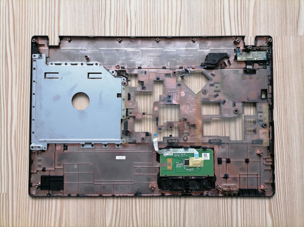 Acer Aspire PEW71 Klavye kasası, Hoparlör - 2
