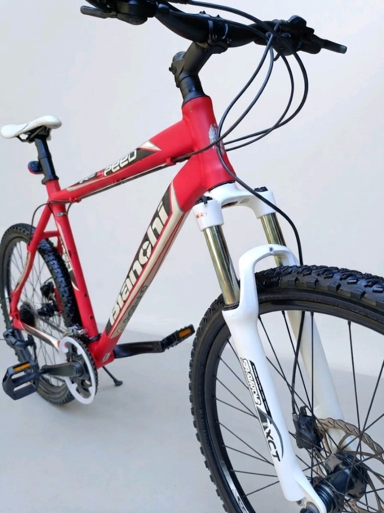 Teker 26. Alüminyum. Shimano Altus 21 hız. Kilitli maşa. Hidrolik. - 3