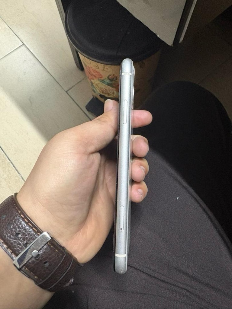 Beyaz Apple Akıllı Telefon - 2