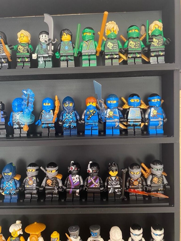 Lego Ninjago Minifigürleri ve Sergileme Stand - 4