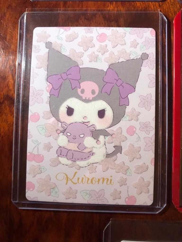 Hello Kitty Fluffy Limited Edition Lot - 3