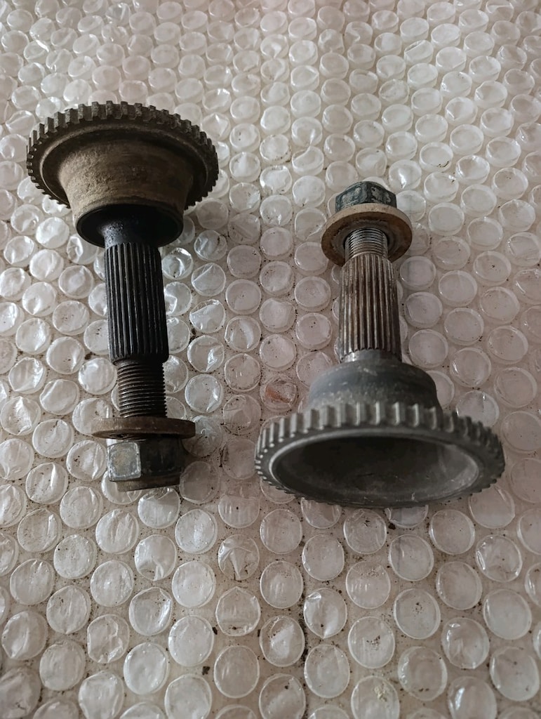 FORD TRANSİT 2006-2014 Ön Aks Frezesi (ABS'li Okuyucu Dişli) - 4