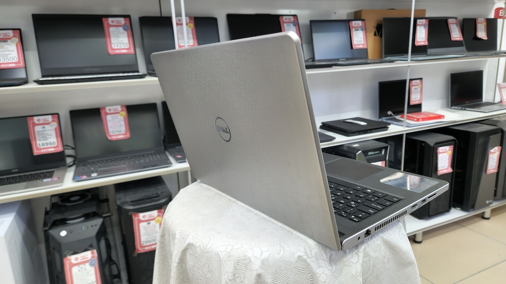 ABT BİLİŞİM – DELL | i5-5200U | 8 GB RAM | 240 GB SSD | 2 GB 920M | - 6