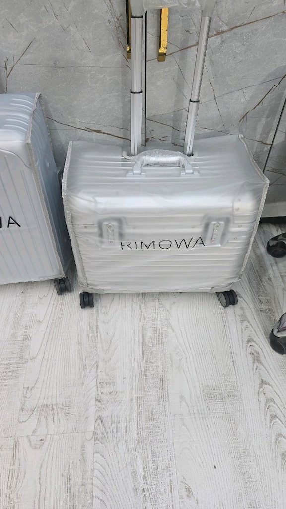 Rimowa kabin valiz - 6