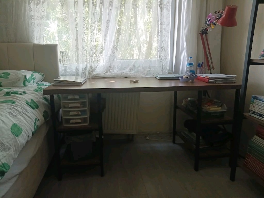 Çalışma masası ve Kitaplık - 3