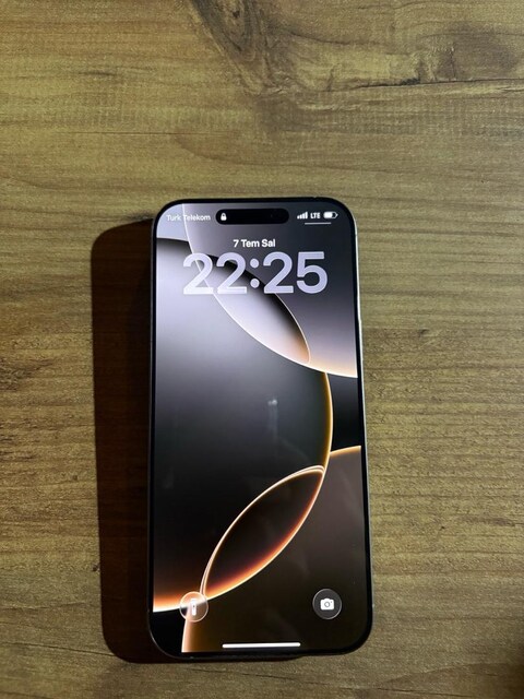 iPhone 16 pro max yd