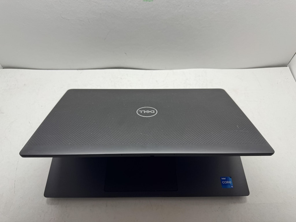 DELL İ5 12. NESİL İŞLEMCİ 16 GB RAM 256 M2SSD - 9