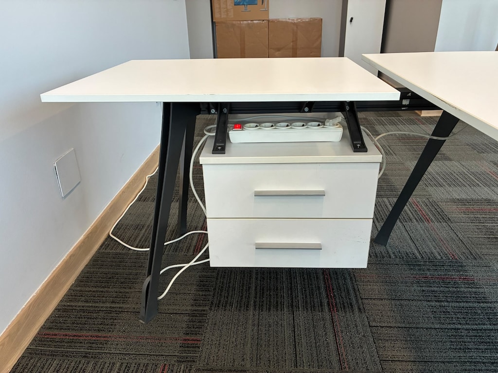 DEKOR BÜRO MOBİLYALARI 180X160 BÜROTIME BEYAZ MASA İKİNCİ EL - 3