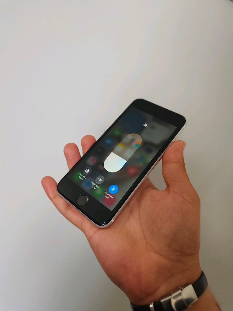 İPHONE SE 2 NESİL 64 GB TR CİHAZI - 2