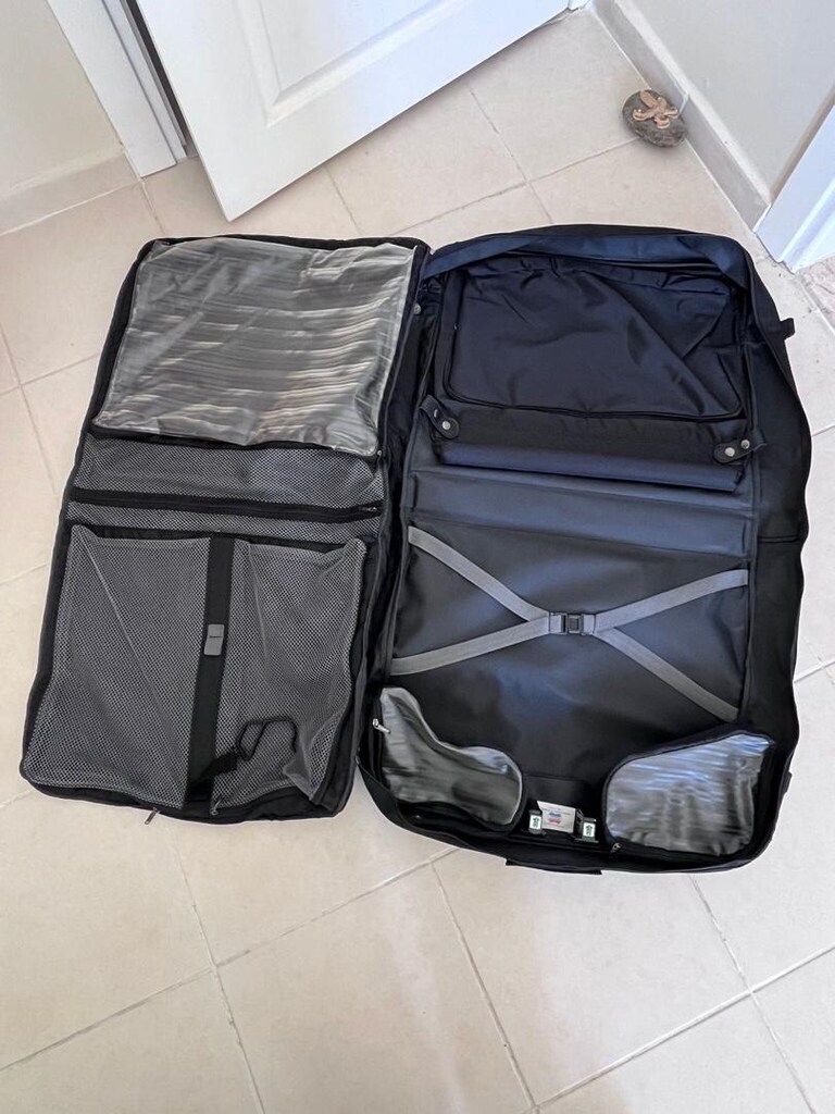 American Tourister Siyah Seyahat Çantası - 4