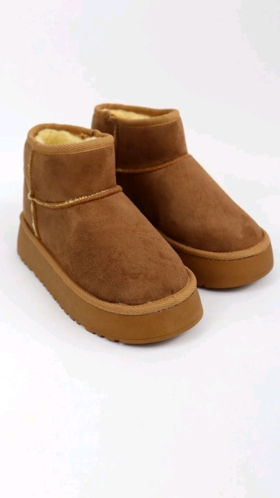 ugg bot