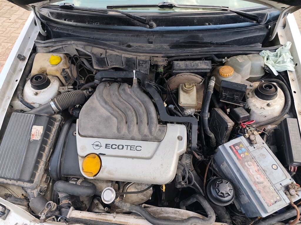 opel astra 1.6 - 12