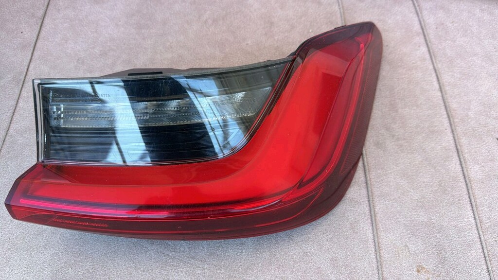 BMW G20 SAĞ DIŞ STOP ORJİNAL ÇIKMA KARGO OLUR - 7