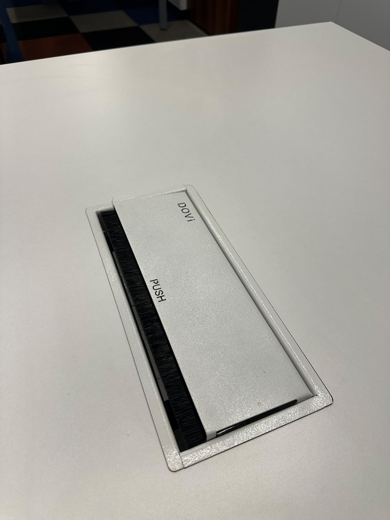 KLAS OFİS ÜSKÜDAR 140x140 DOVI TOPLANTI ÇALIŞMA GRUBU İKİNCİ EL - 4