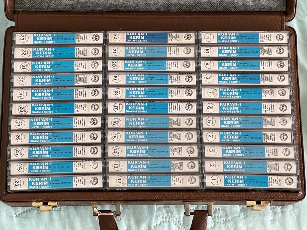 Diyanet Vakfı KUR’AN-I KERİM 33 Kasetlik Sesli Hatm-i Şerif - 3