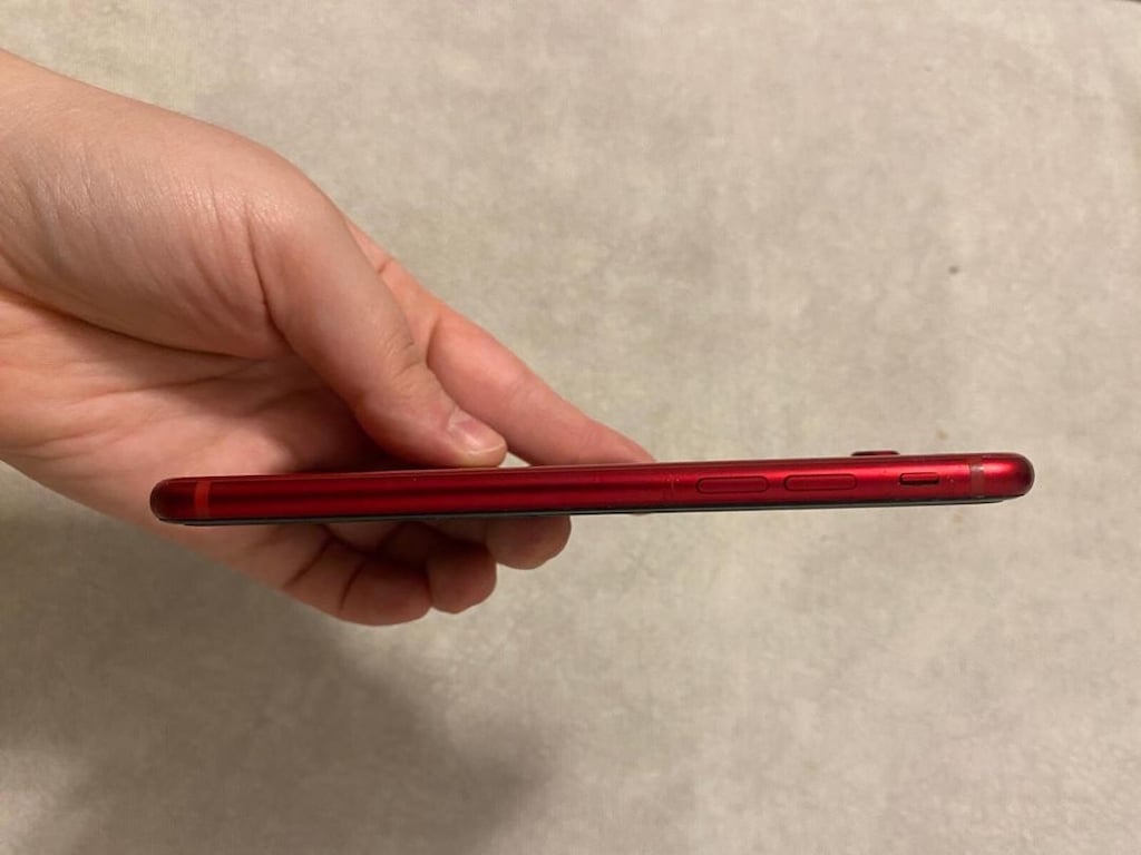 iPhone SE 2. Nesil 64 GB PRODUCT(RED) – Temiz, Orijinal - 3