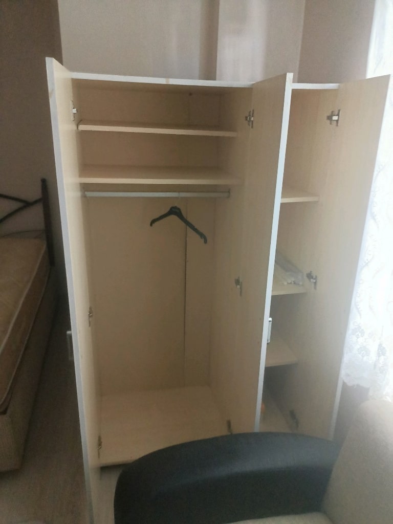 3 kapaklı Giysi Eşya Dolabı - 5