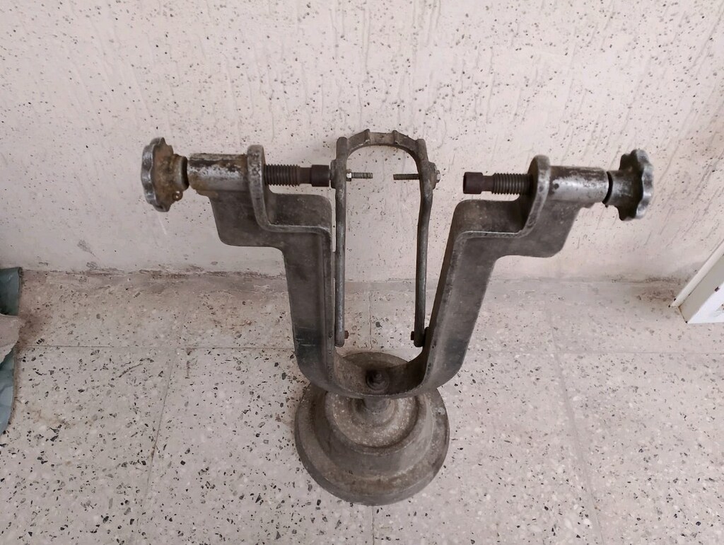 BİSİKLET JANT AKORT SEHPASI - 4