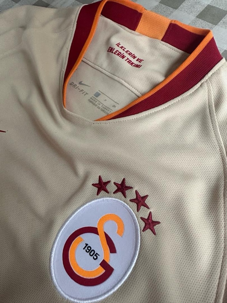 ORİJİNAL Galatasaray 2019/2020 Bej Deplasman Forması - S Beden