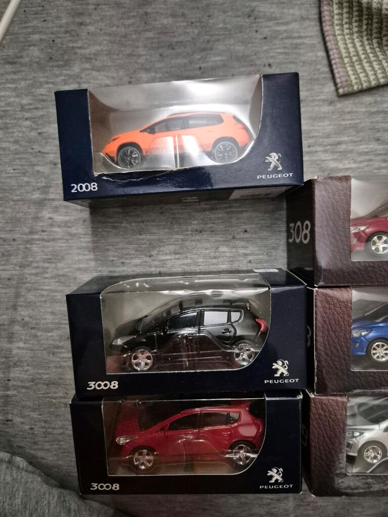 Norev 3inç Peugeot diecast model araba - 3