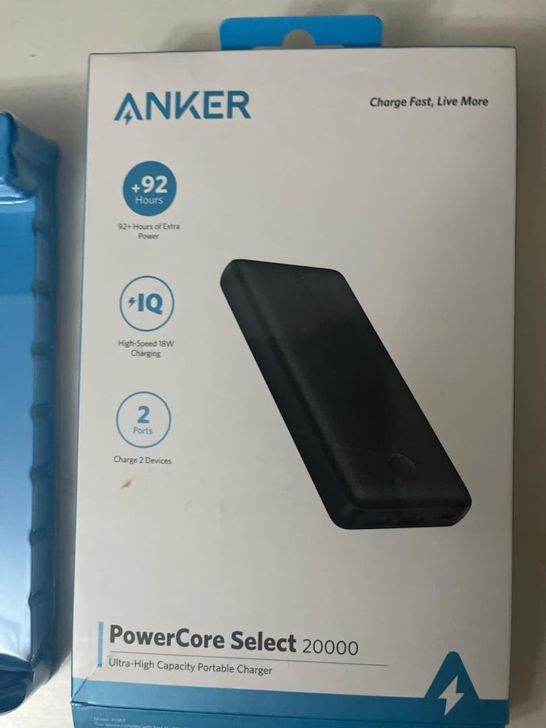 power bank anker 20bin mAh yenisi kadar temiz - 6