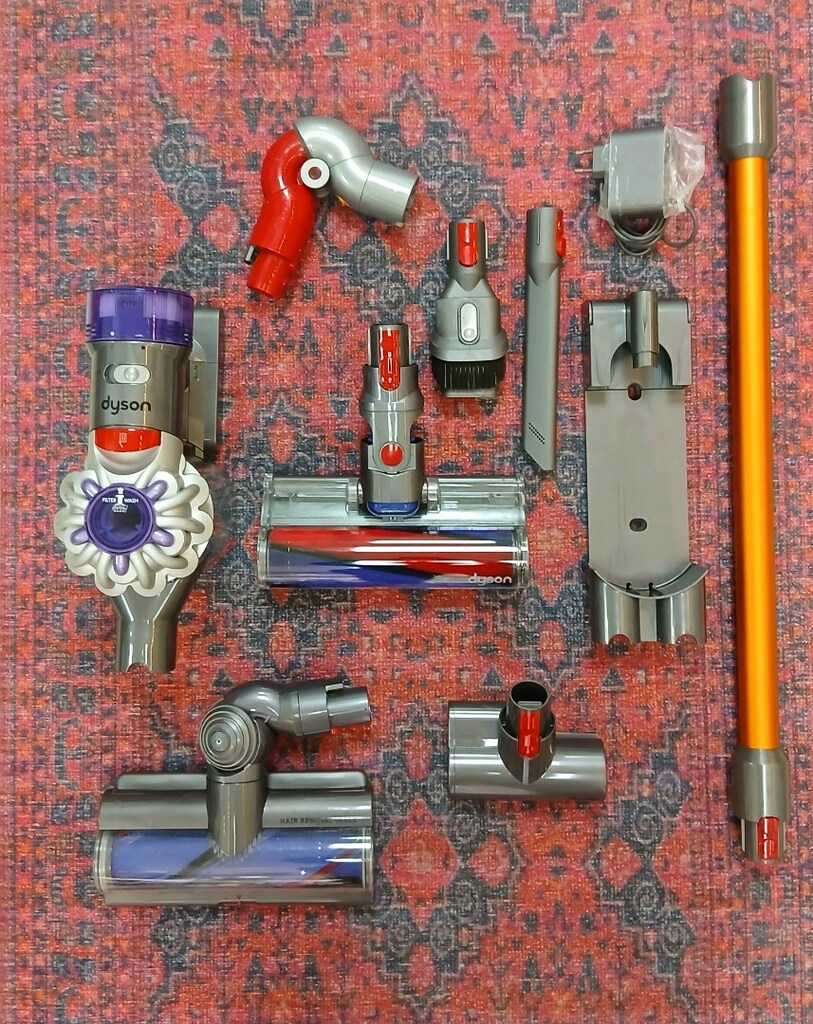 Dyson V8 Full Set Garantili Teşhir (Outlet) Şarjlı Süpürge - 2
