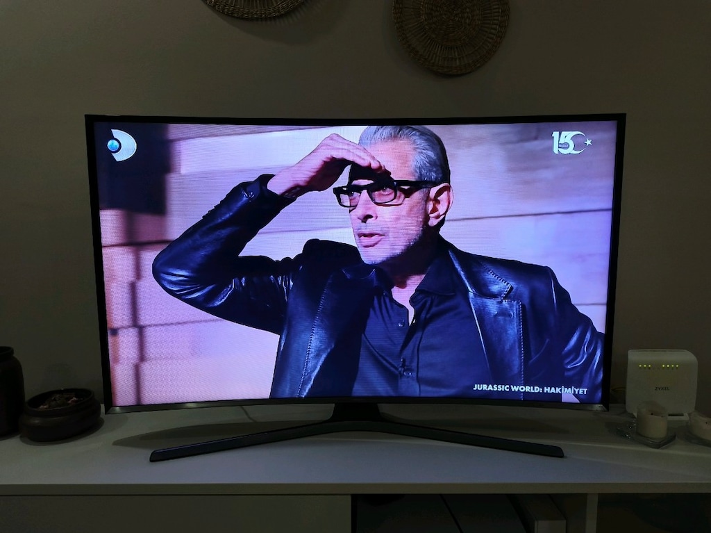 samsun curved tv UE48j6370SUXTK - 4