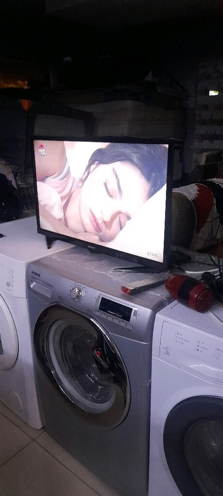 Satılık 82 ekran tv - 4