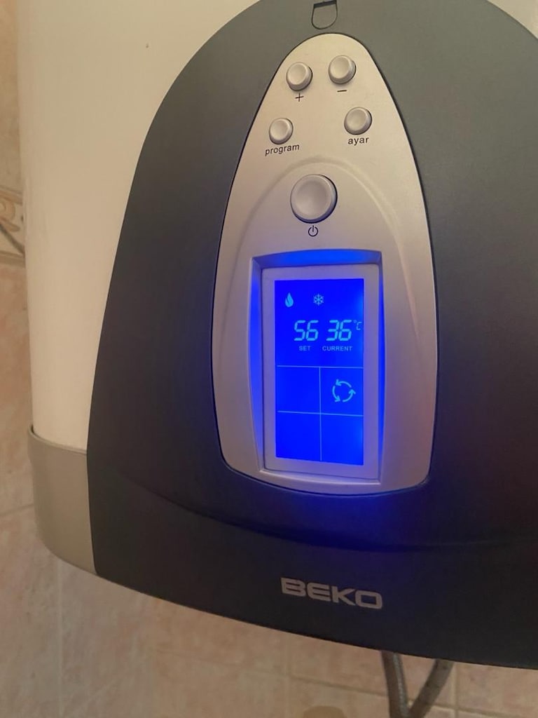 Beko 65 lt termosifon temiz çalışır durumda dıgıtal ekran - 4