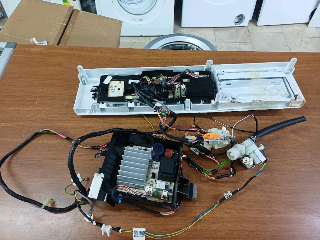 Arçelik 9103 D Çamaşır Makinesi Ana Kart + Ön Panel + Kablo Tesisatı K - 2