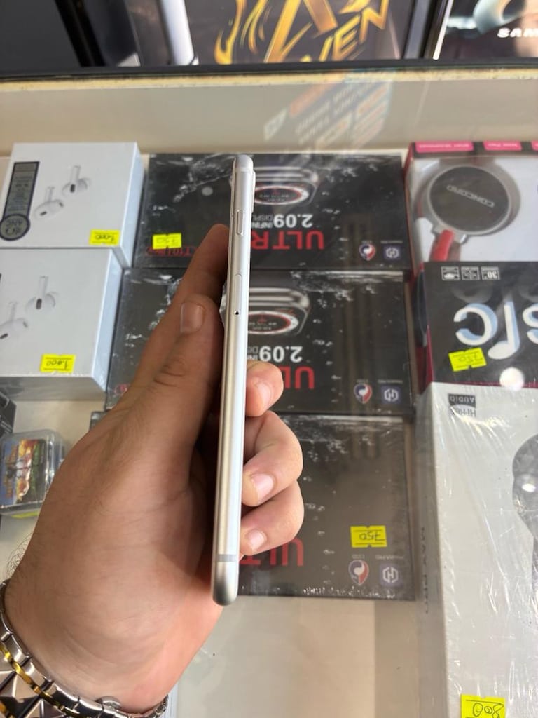 iPhone 8 Plus - 6