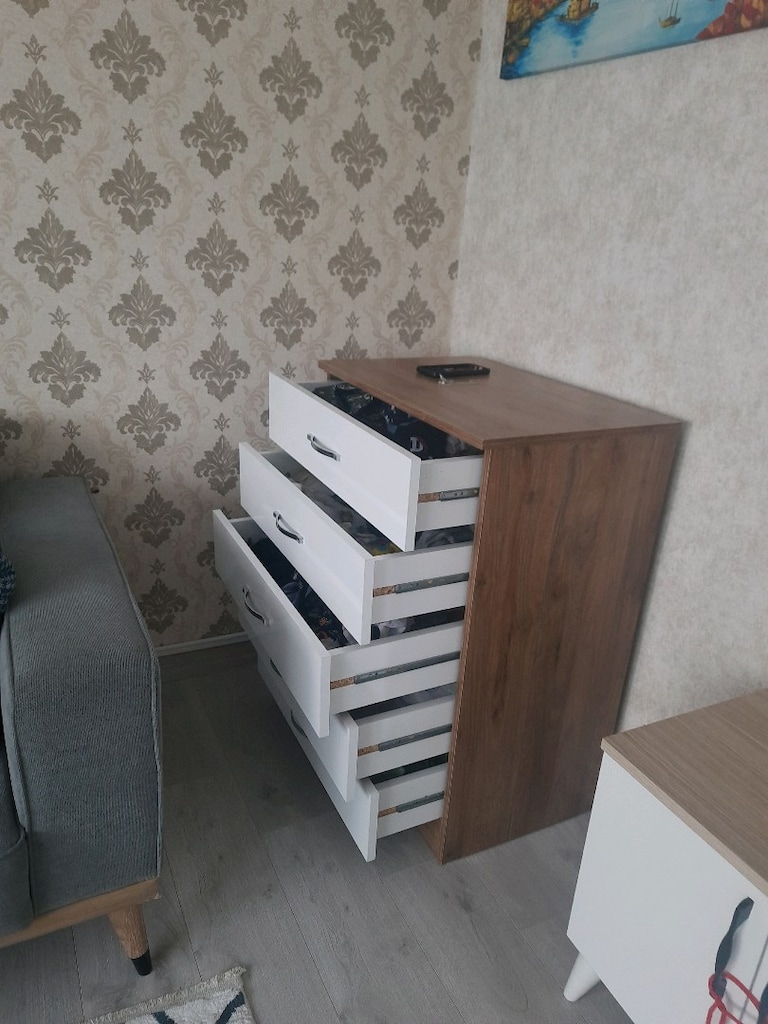 5 Çekmeceli Şifonyer Sıfır Durumda - 2