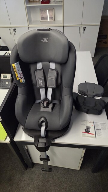 BRITAX RÖMER DUALFIX I-SIZE OTO KOLTUĞU STORM GREY (360' DÖNÜŞ)