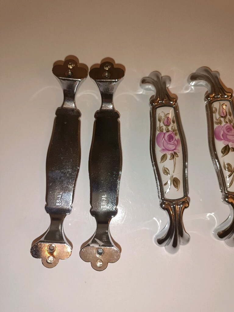 PORSELEN DOLAP ÇEKMECE KULPLARI - 2