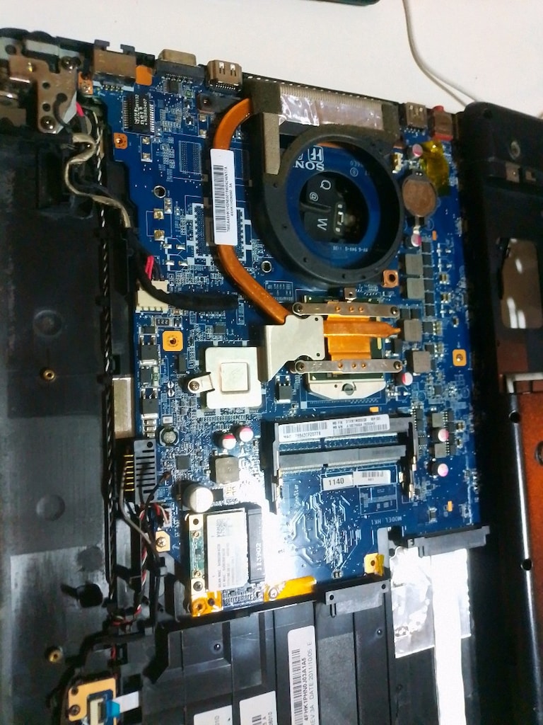 Sony vaio pcg 71911m kasa alt kapak ve parcalar - 5