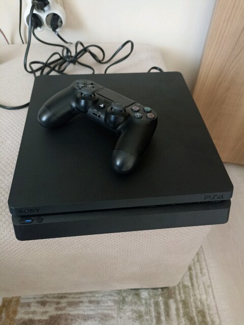 Tertemiz PlayStation 4 Slim Digital Versiyon 500 gb