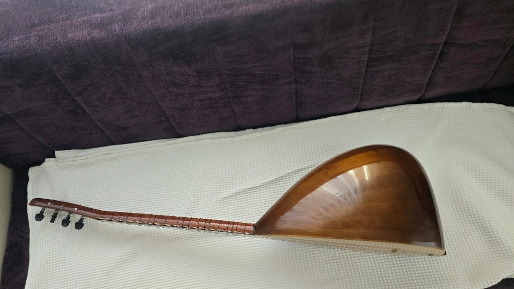 Güzel tınılı bağlama,saz - 5