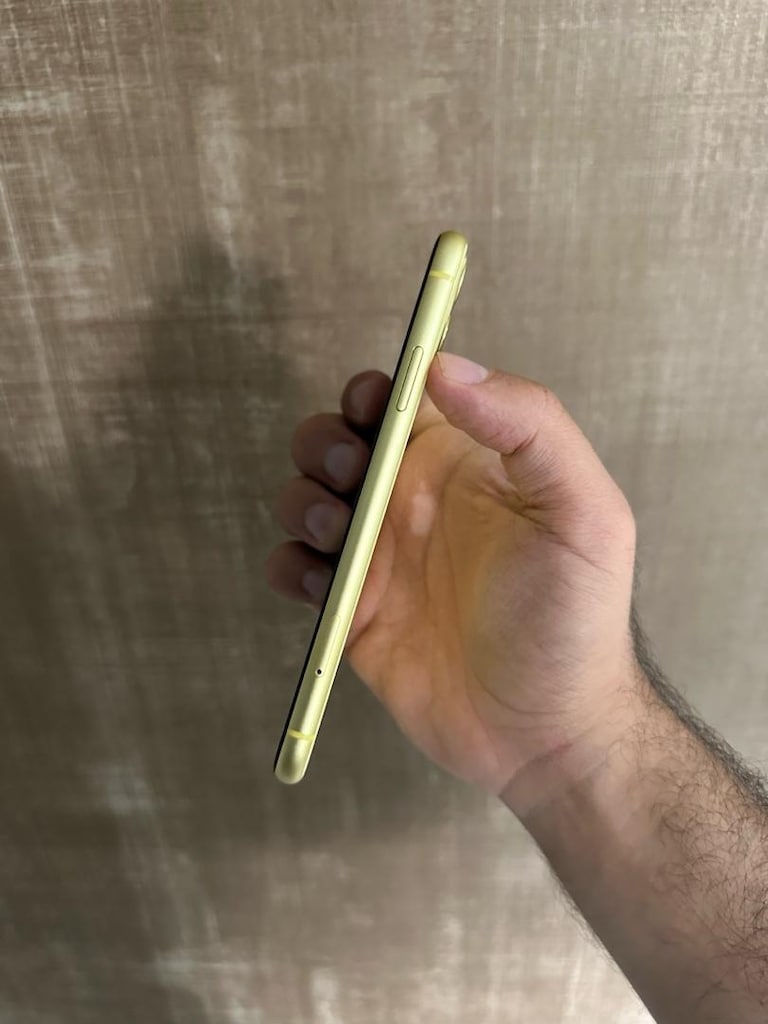 iPhone 11 yurtiçi hatasız çiziksiz işlemsiz - 4