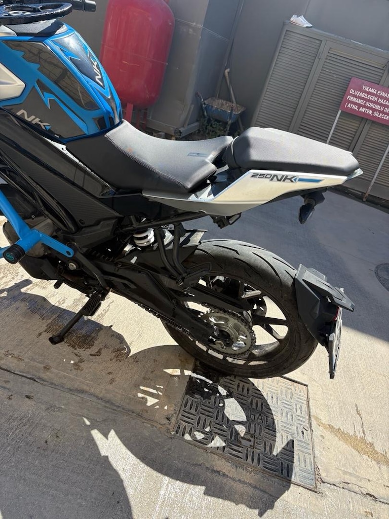 FULL+FULL CFMOTO 250NK | Hatasız | Bol Ekstralı | Masrafsız - 7