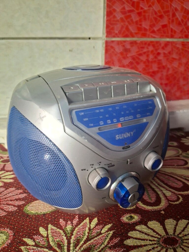 SUNNY RADYO KASET ÇALAR RADYO AUX ÇALIŞIYOR KASET LASTİKLERİ KOPUK - 3