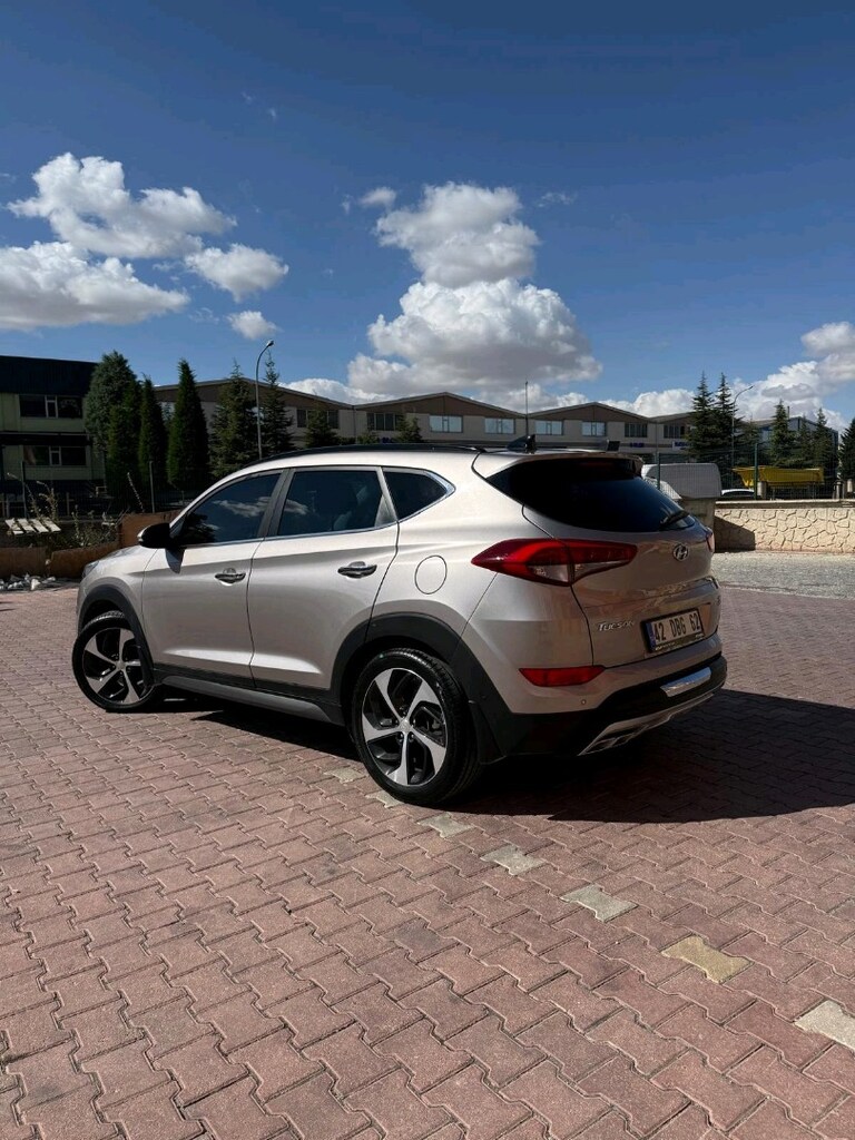 tucson 2015 hatasız boyasız 4*4 lpg li - 6