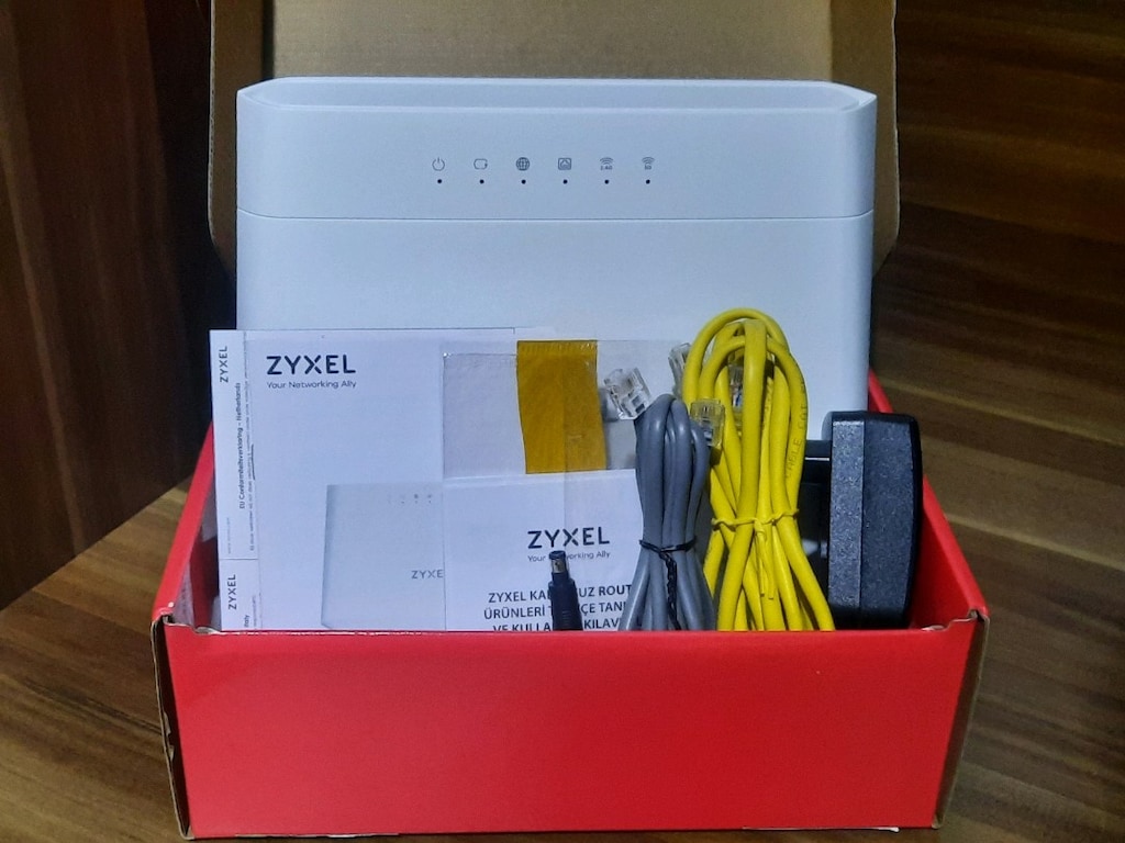 VDSL MODEM 5G VE 2.4G, YENİ NESİL, SIFIR GİBİ, ZYXEL, 3840 - 4