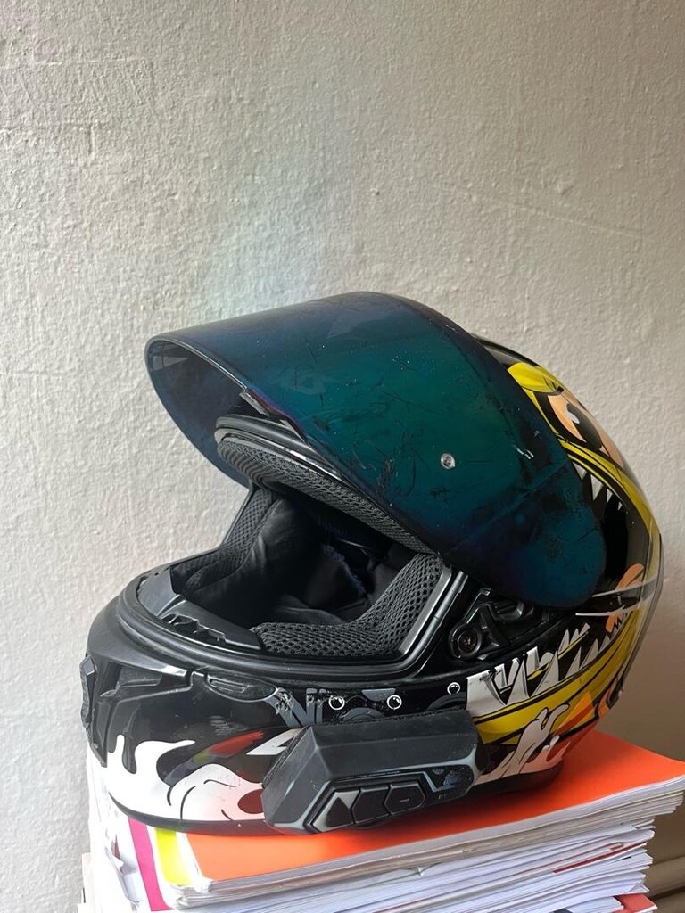 Temiz Motosiklet Ekipman Seti – Axxis Kasklar + BT Interkom + Prosev M - 4