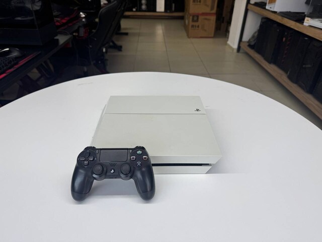 PS4 FAT KASA *500 GB DEPOLAMA *1 ADET KOL