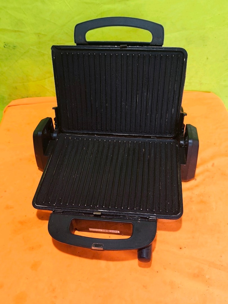 Korkmaz marka döküm ızgaralı tost makinesi - 6