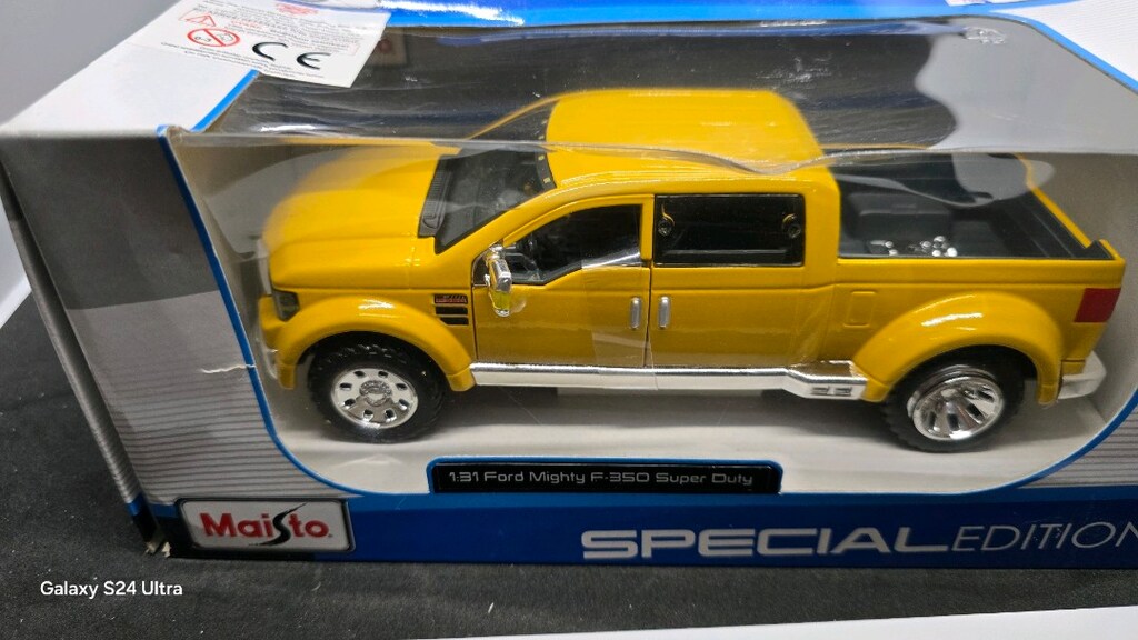 Maisto Special Edition 1:31 ölçek Ford Mighty F350 Super Duty - 2