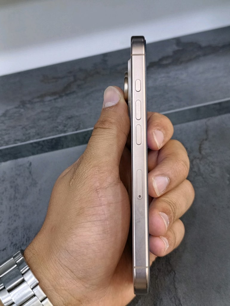 iPhone 16 pro - 5