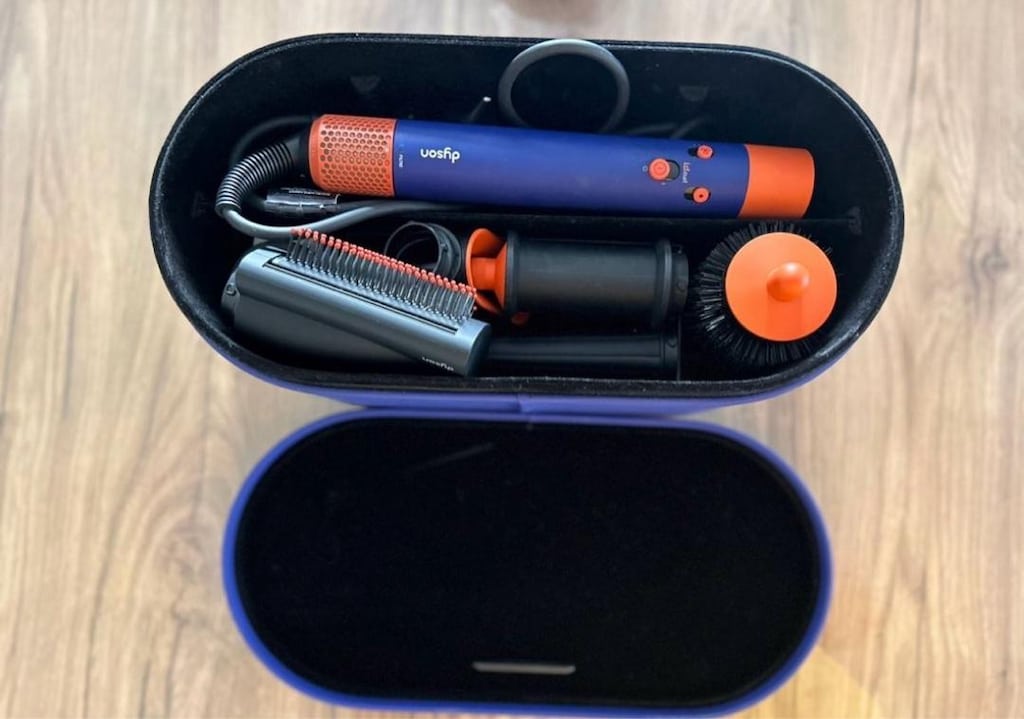Dyson airwrap